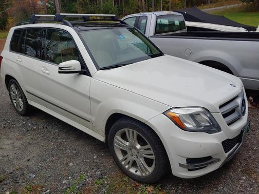 Photo 2 of 8 of 2013 Mercedes-Benz GLK-Class GLK 350 4MATIC